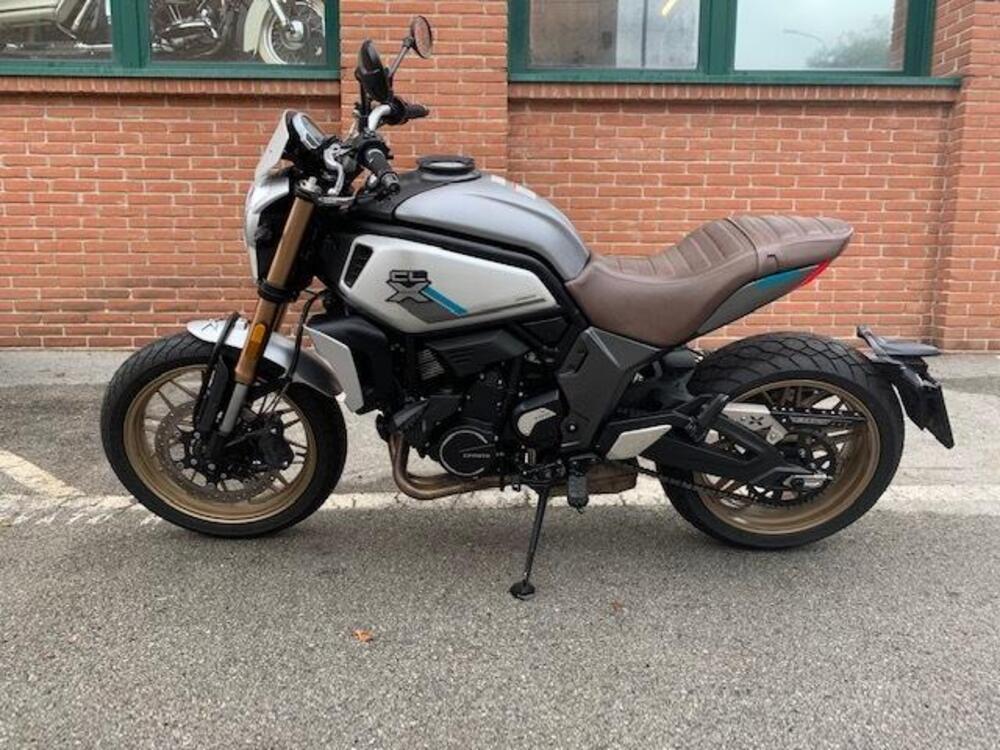 CFMOTO 700CL-X Sport (2022 - 24)