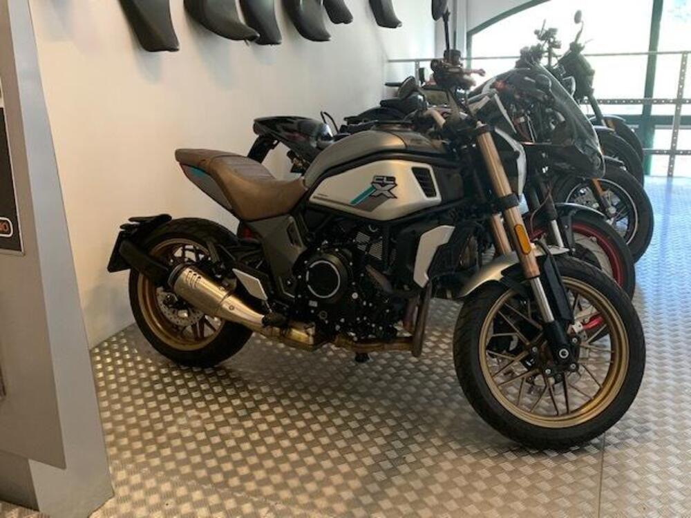 CFMOTO 700CL-X Sport (2022 - 24) (2)