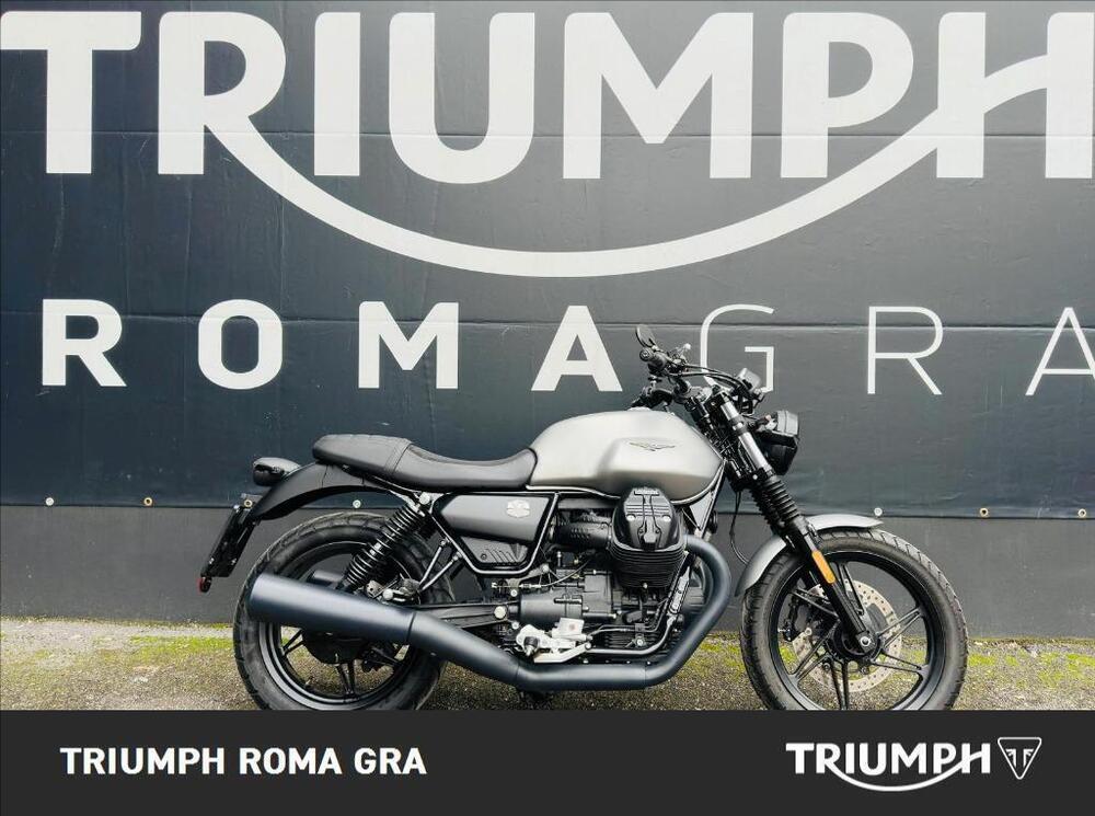 Moto Guzzi V7 Stone (2021 - 24)