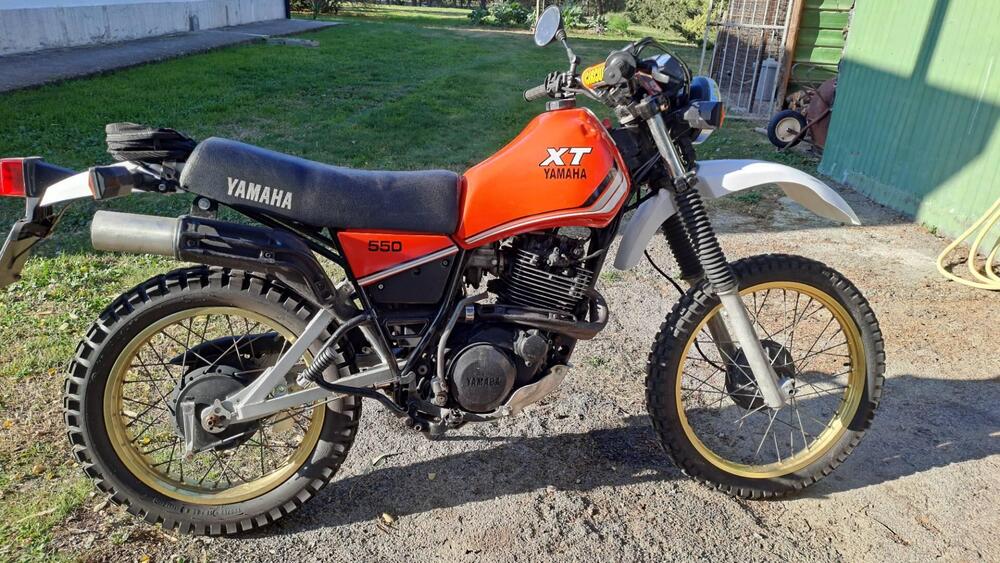 Yamaha Xt 550