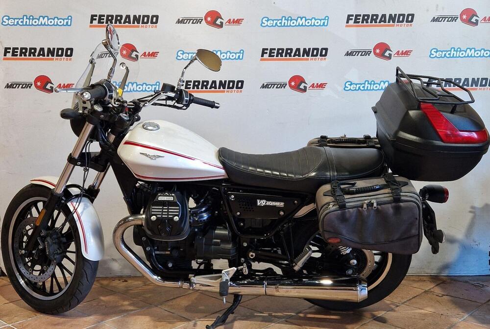 Moto Guzzi V9 Roamer (2016 - 18) (2)