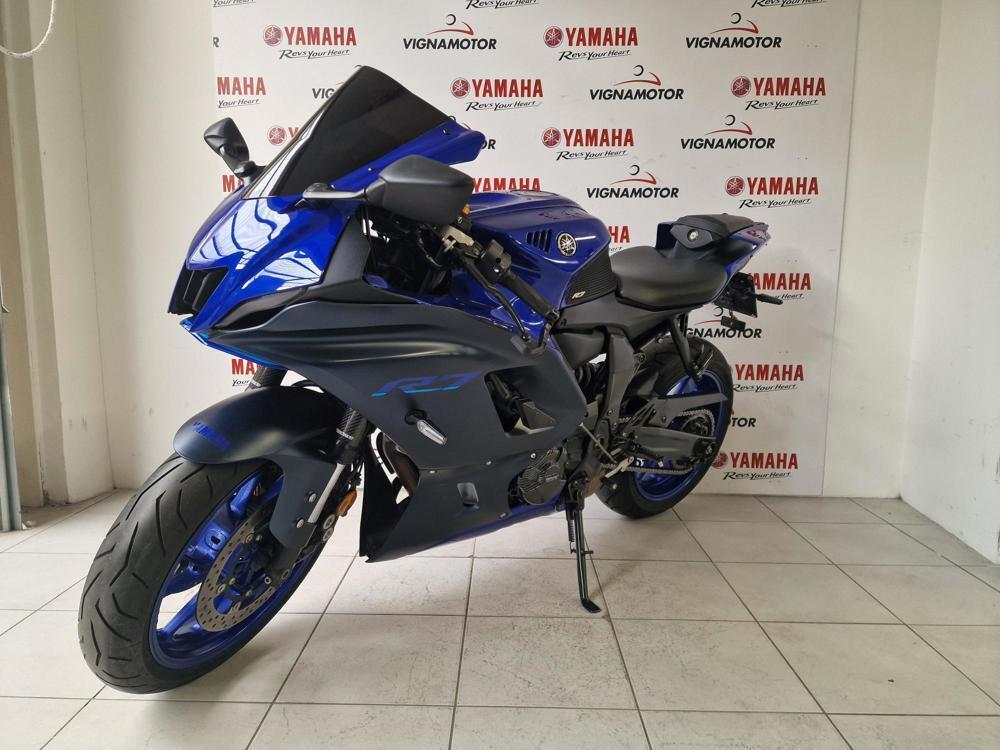 Yamaha YZF R7 (2021 - 25)