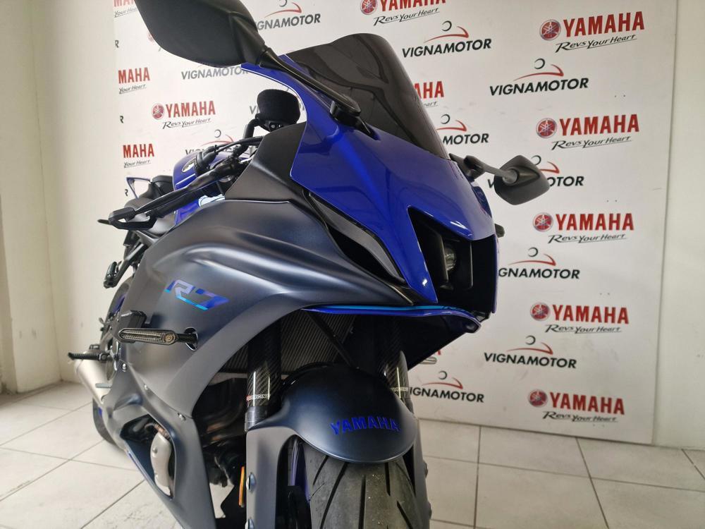 Yamaha YZF R7 (2021 - 25) (3)