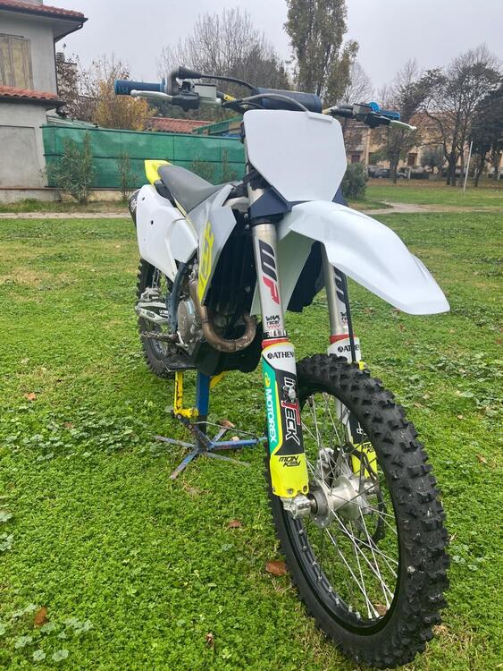 Husqvarna FE 250 (2023)