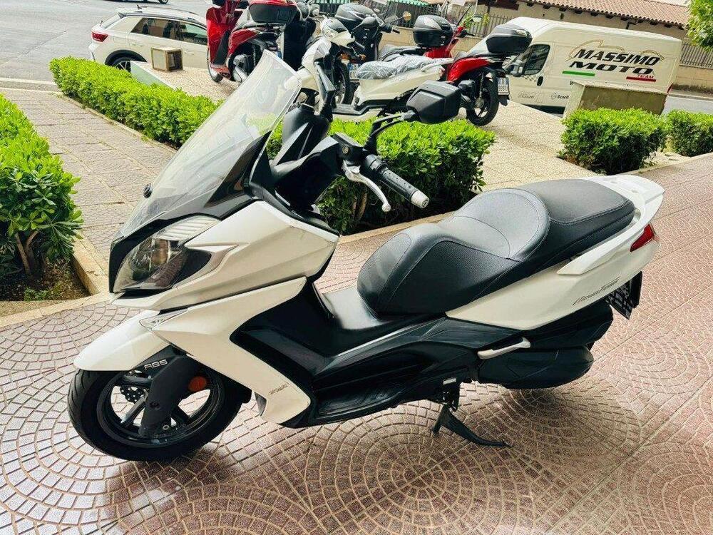 Kymco Downtown 350i ABS (2016 - 20) (2)