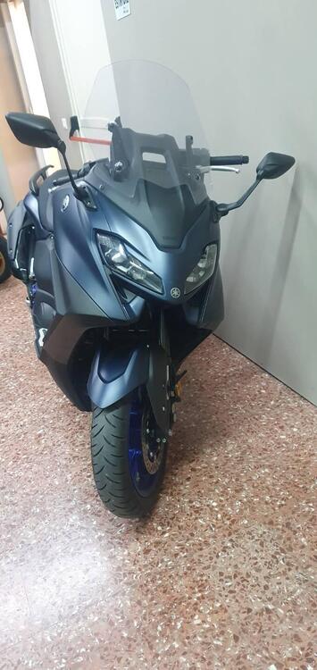 Yamaha T-Max 560 (2022 - 24) (2)