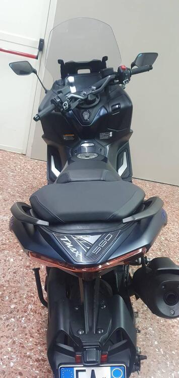 Yamaha T-Max 560 (2022 - 24) (4)