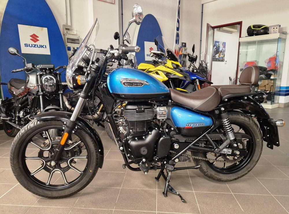 Royal Enfield Meteor 350 Supernova (2021 - 24) (4)