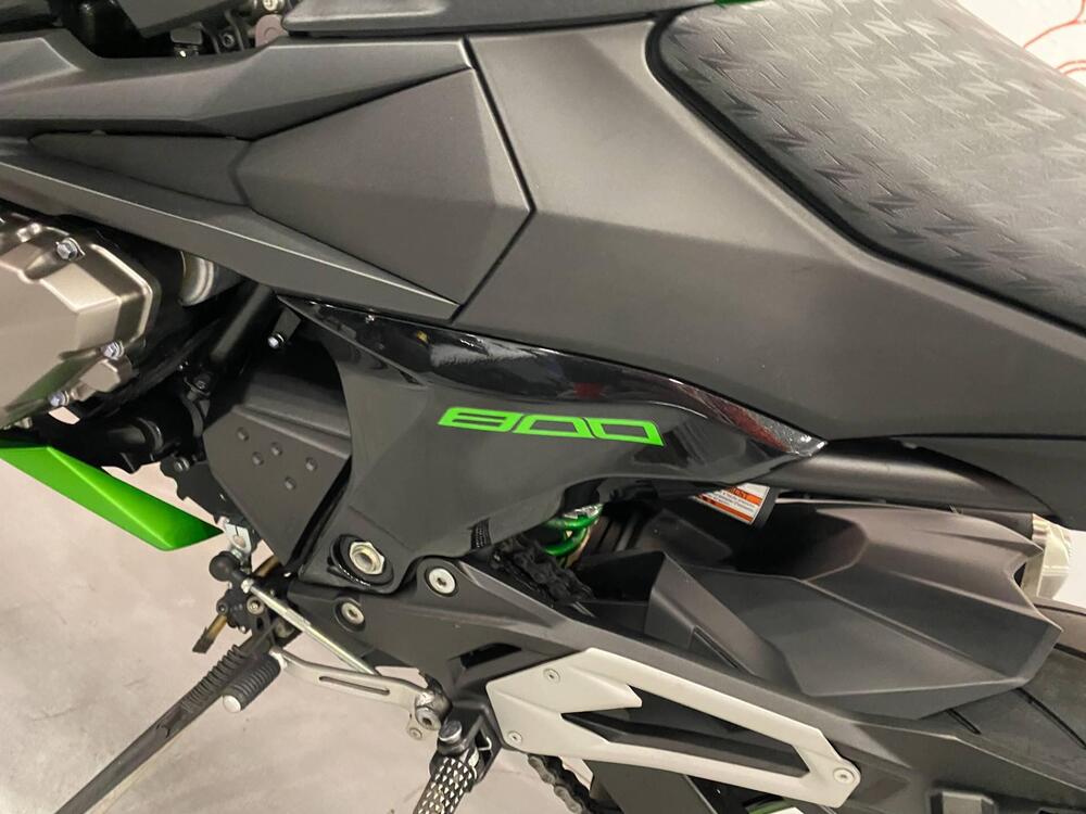 Kawasaki Z 800 ABS (2012 - 16) (4)