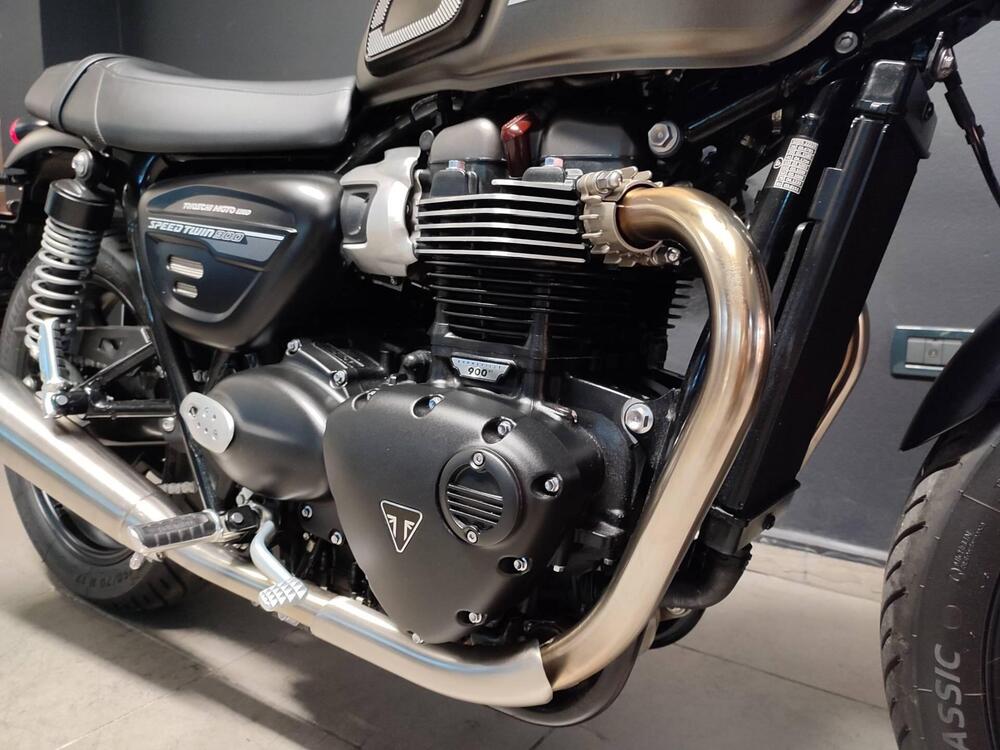 Triumph Speed Twin 900 (2023 - 24) (3)