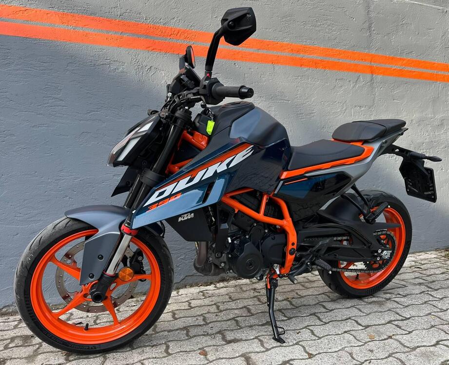 KTM 390 Duke (2024 - 25) (2)