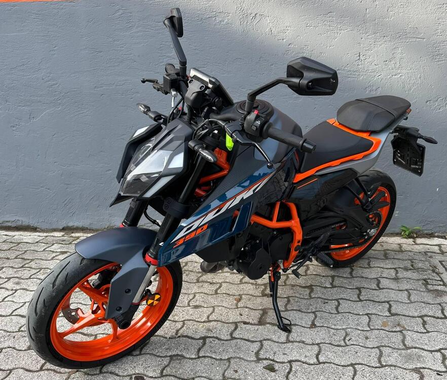 KTM 390 Duke (2024 - 25) (4)