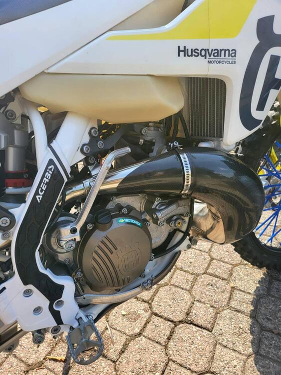 Husqvarna TE 300i (2020) (4)