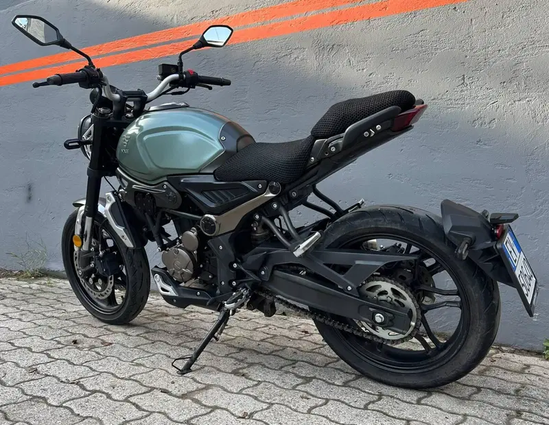 Voge Trofeo 300AC (2021 - 26) (10)