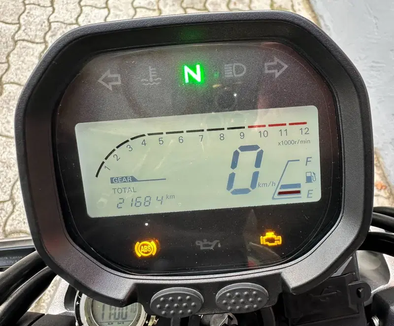 Voge Trofeo 300AC (2021 - 26) (20)