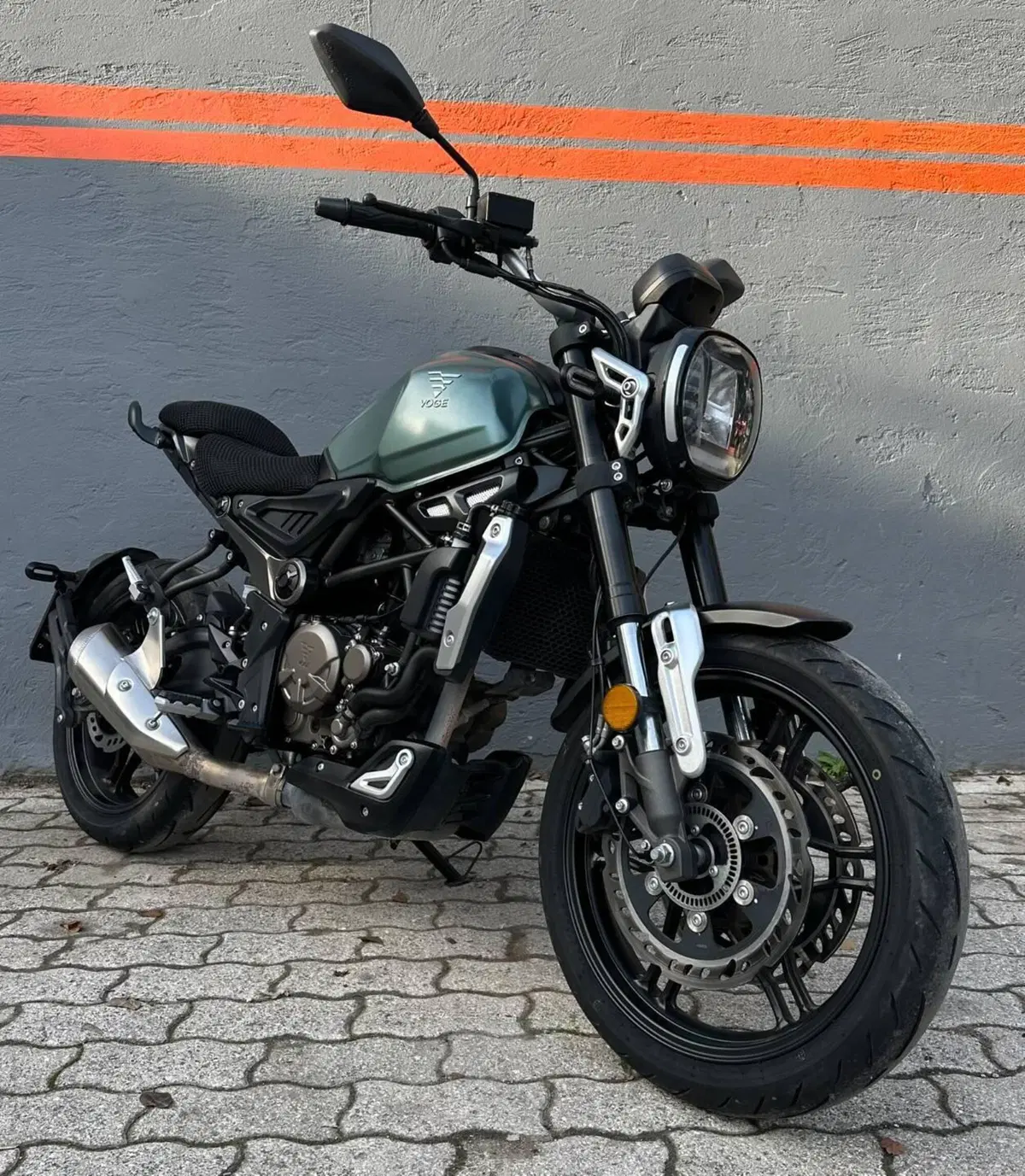 Voge Trofeo 300AC (2021 - 26) (15)