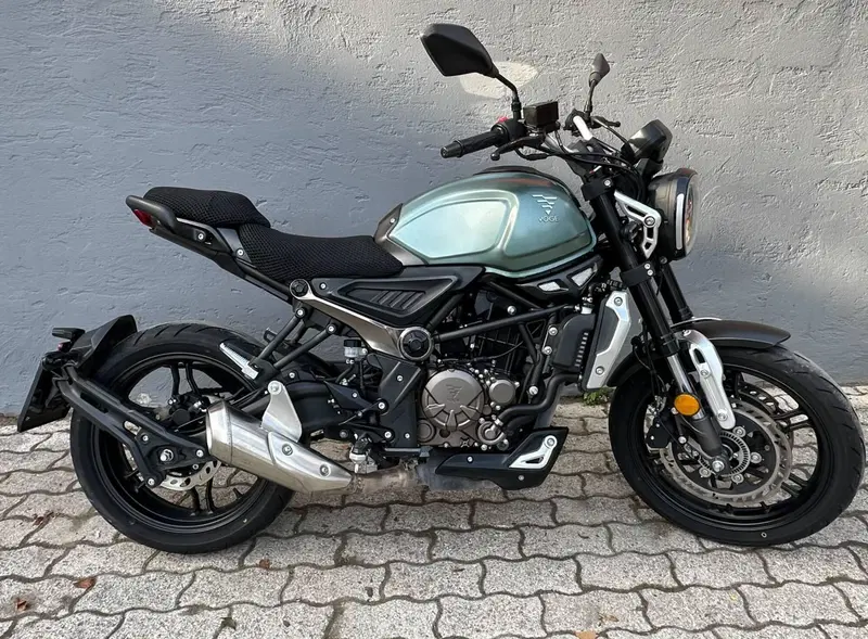 Voge Trofeo 300AC (2021 - 26) (12)
