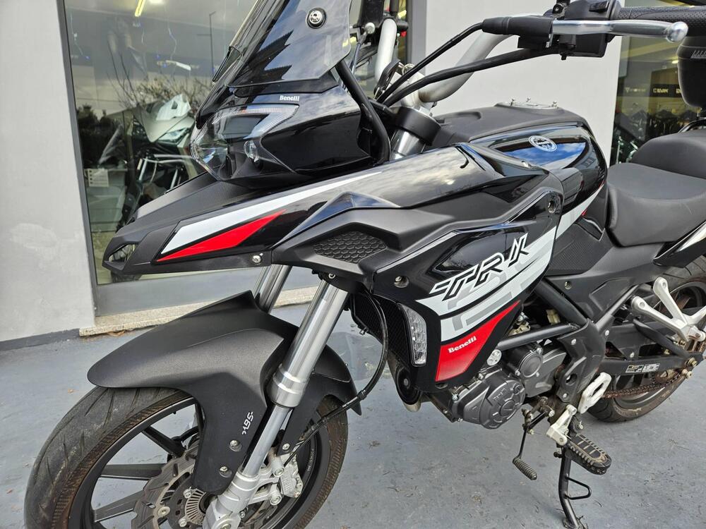 Benelli TRK 251 (2022 - 24) (5)