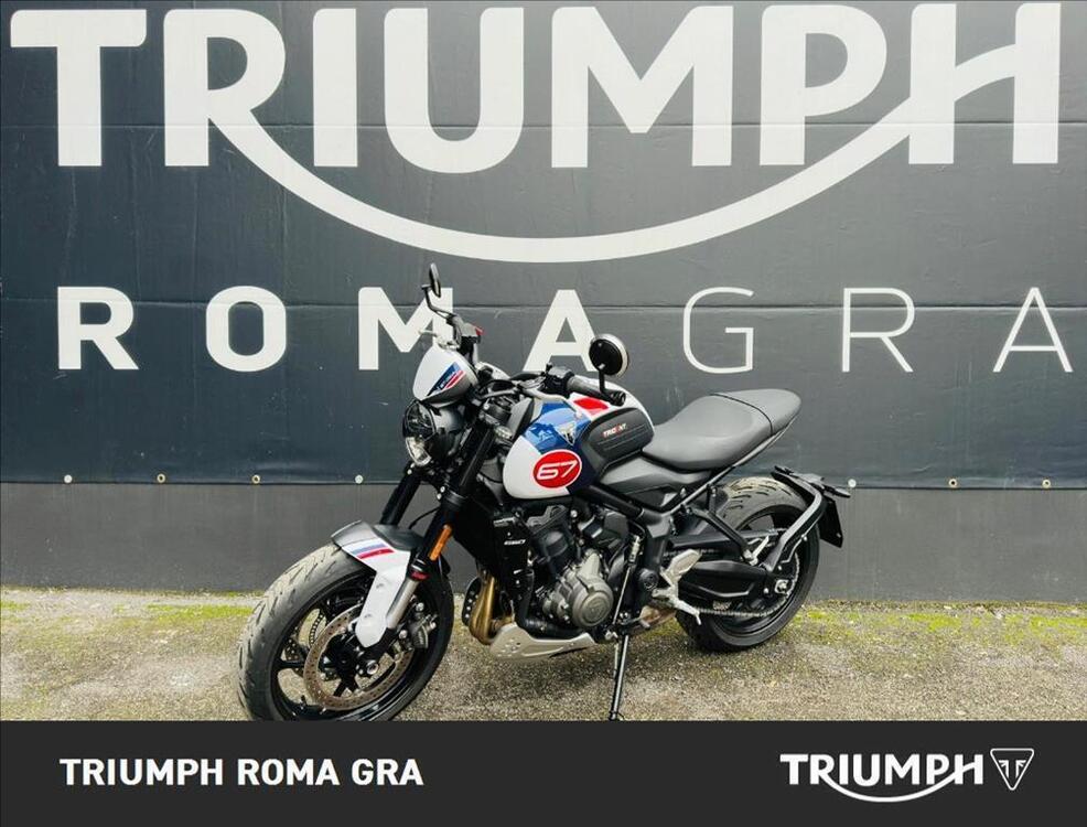 Triumph Trident 660 Triple Tribute Edition (2024) (3)