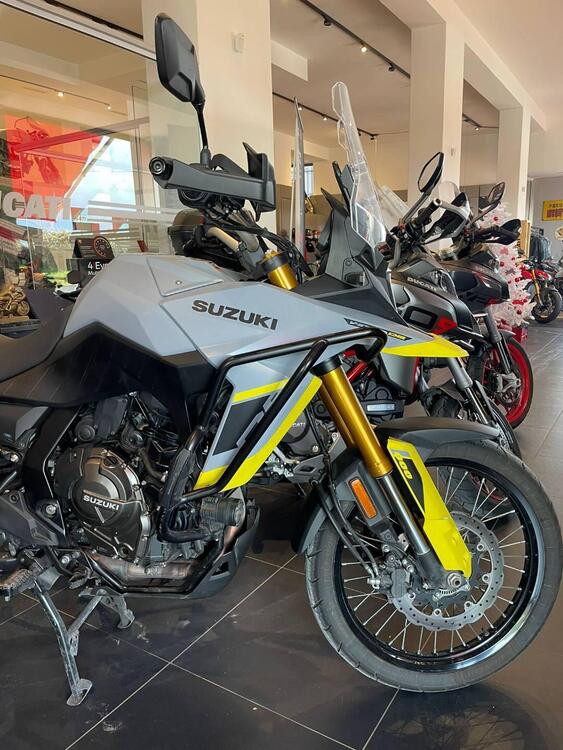 Suzuki V-Strom 800DE (2023 - 24)