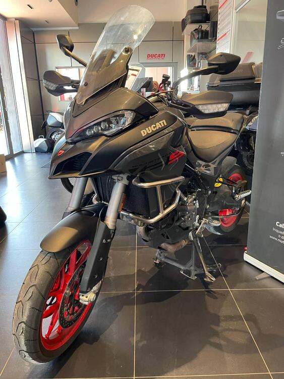 Ducati Multistrada V2 S (2022 - 24) (4)