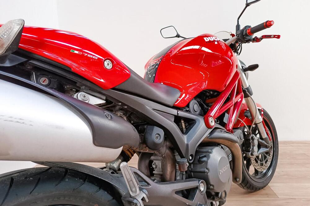 Ducati Monster 796 (2010 - 13) (4)