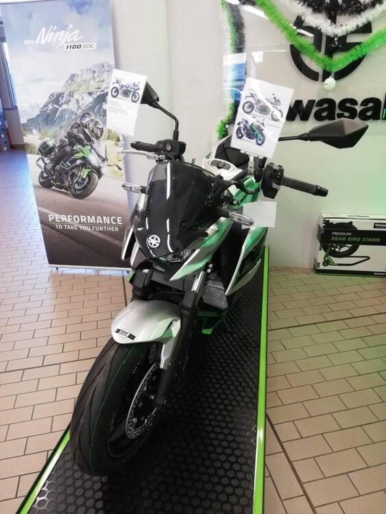 Kawasaki Z7 Hybrid (2024)