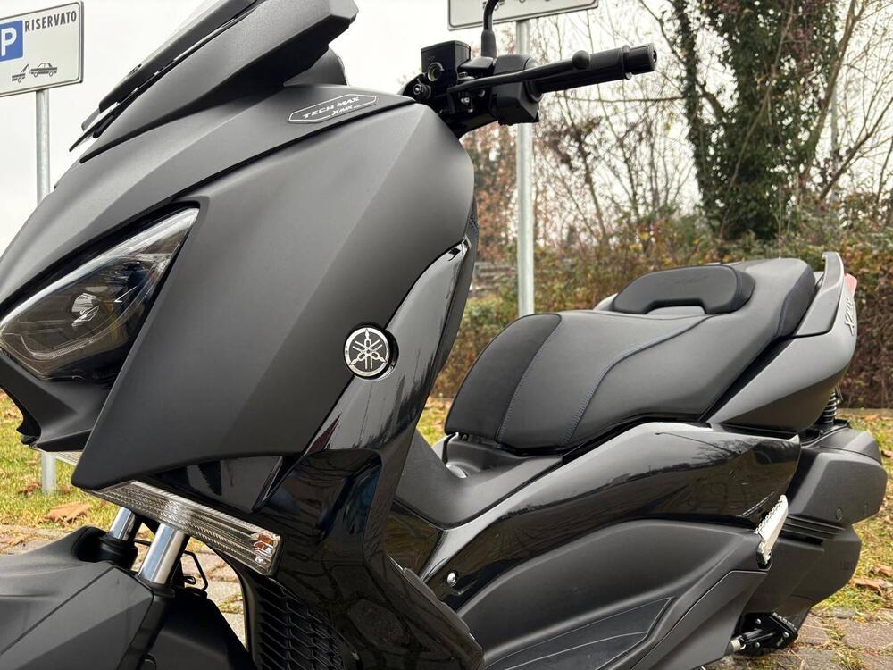 Yamaha X-Max 300 Tech Max (2020) (4)