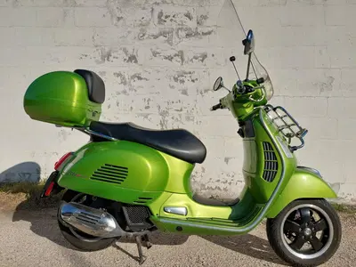 Vespa GTS 150 Super ie (2017 - 19) usata