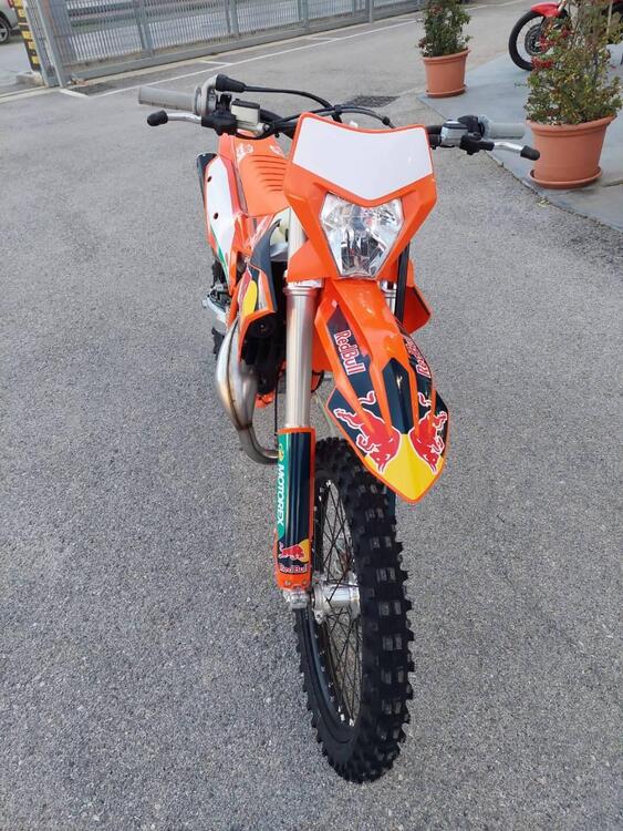 KTM 300 EXC Champion Edition (2025) (3)