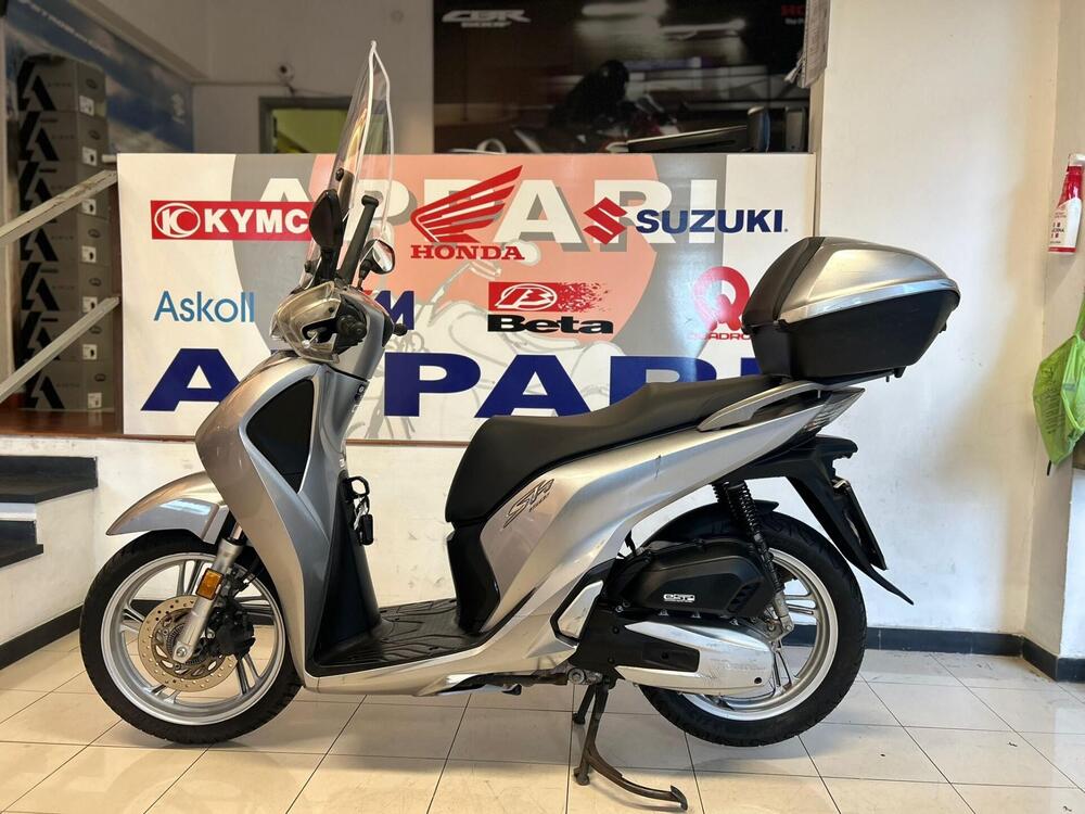 Honda SH 150 i (2017 - 19) (2)