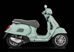 Vespa GTS 125 (2021 - 25) usata