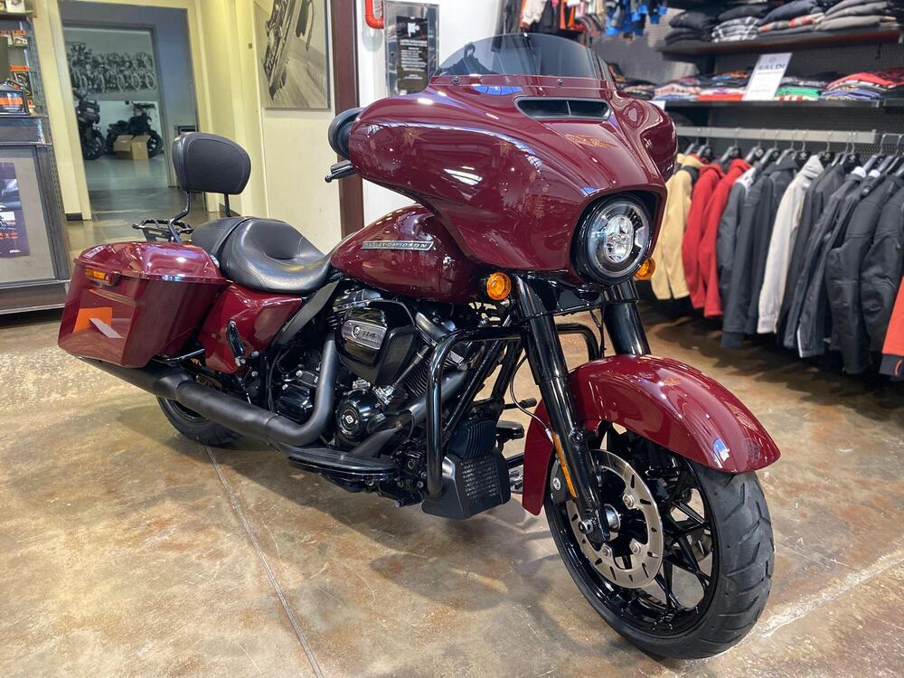 Harley-Davidson 114 Street Glide Special (2019 - 20) - FLHXS (2)