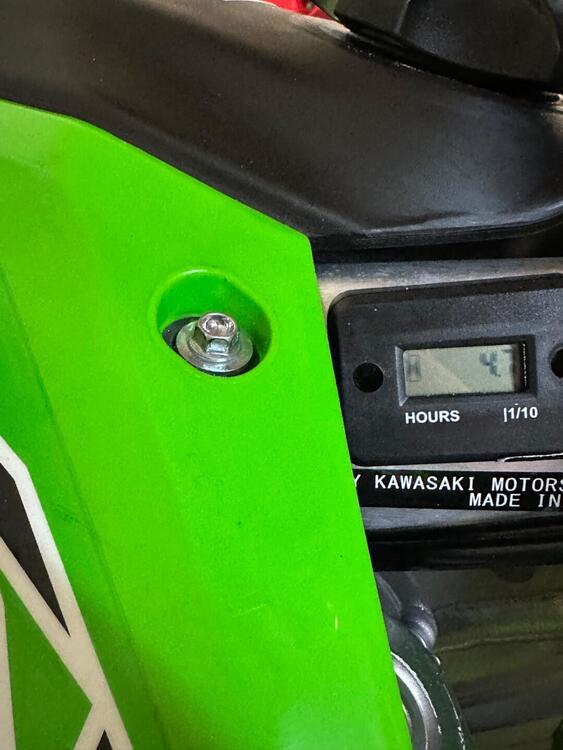 Kawasaki KX 450 (2025) (3)