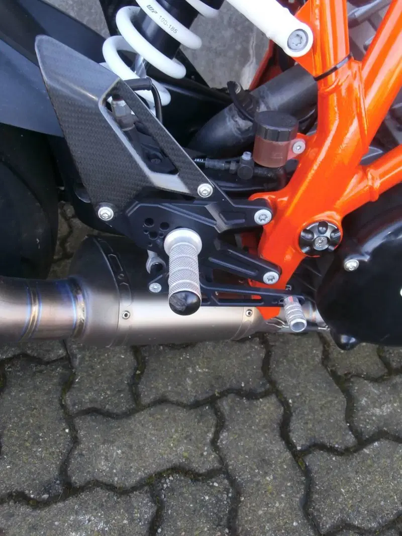 KTM 1290 Super Duke R ABS (2014 - 16) (11)