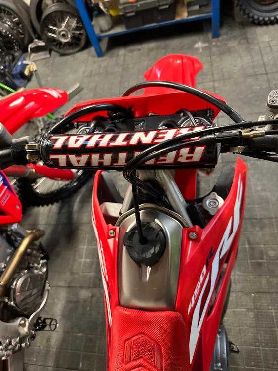 Honda CRF 450 R (2023) (5)