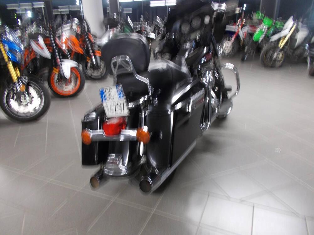 Harley-Davidson 1584 Electra Glide Ultra Classic (2007) - FLHTCU (3)