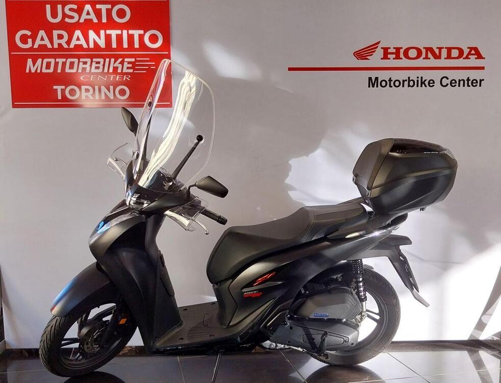 Honda SH 150i Sport (2022 - 25) (2)