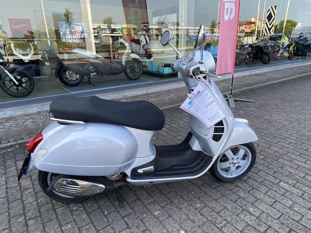 Vespa GTS 250 i.e. (4)