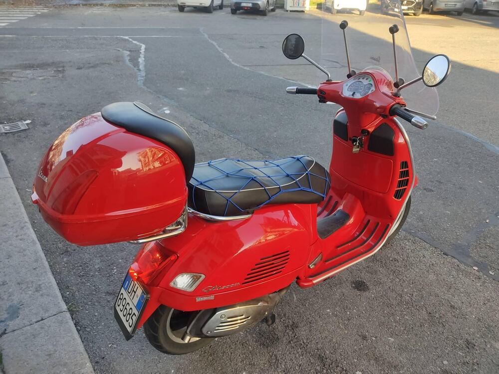 Vespa GTS 300 Super (2008 - 16) (2)