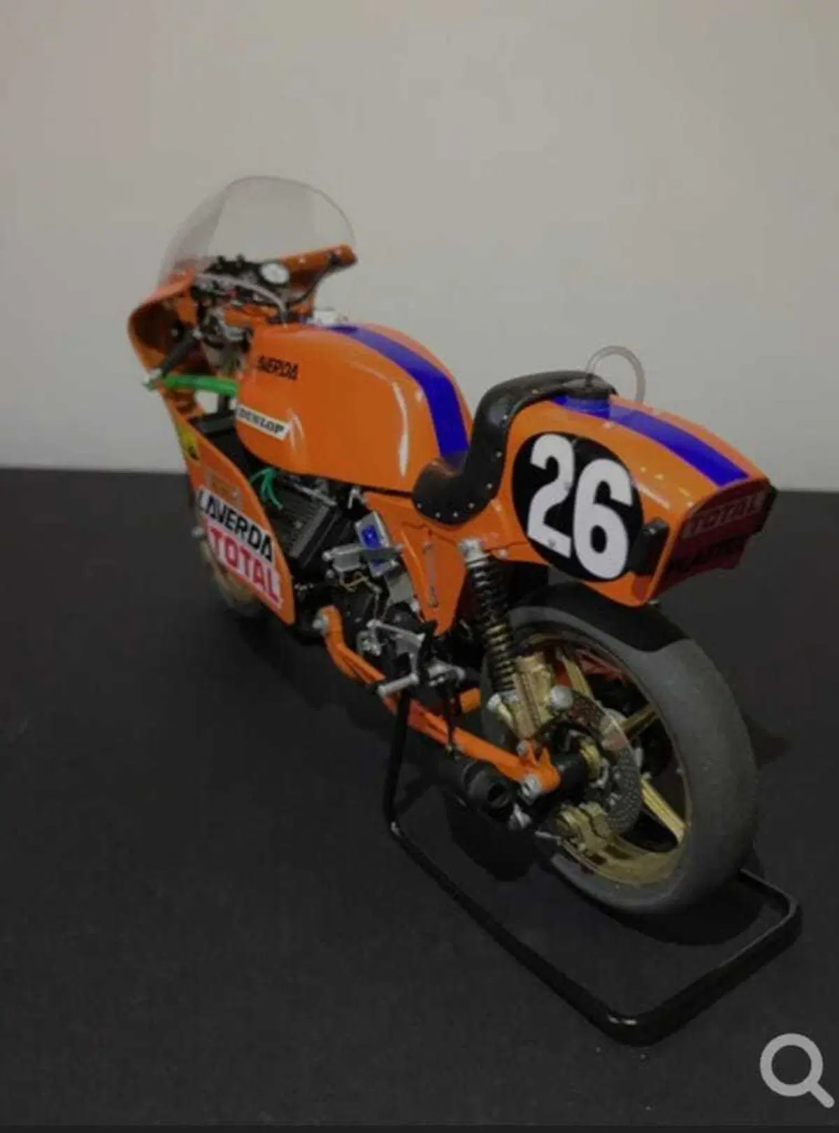 Laverda V6, un modellino in serie limitata che è un'opera d'arte  (2)