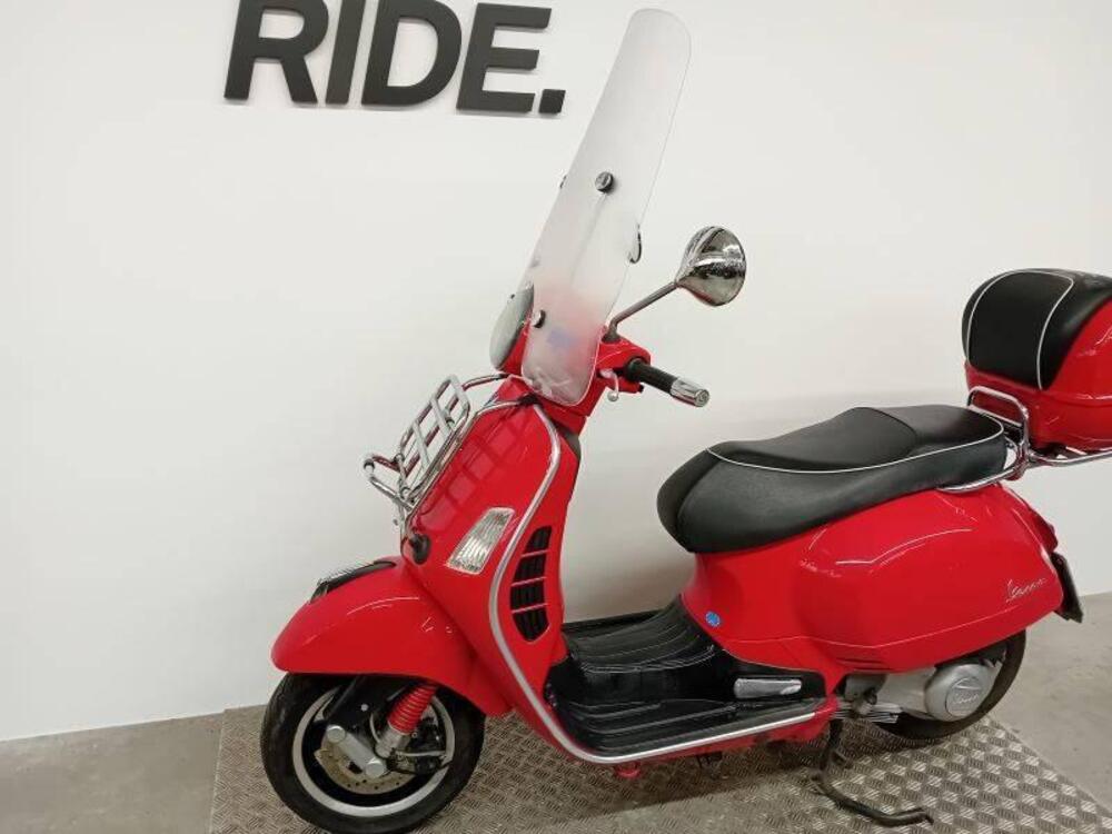 Vespa GTS 300 (2010 - 14) (4)