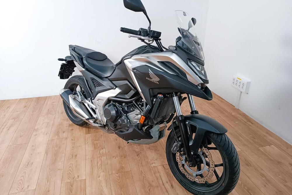 Honda NC 750 X ABS (2014 - 15) (2)