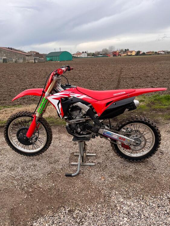 Honda CRF 250 R (2018) (5)