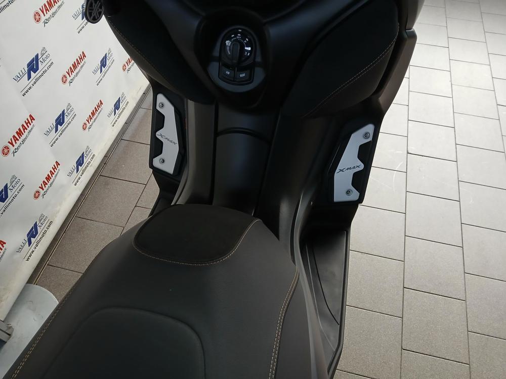 Yamaha X-Max 400 Tech Max (2020) (4)