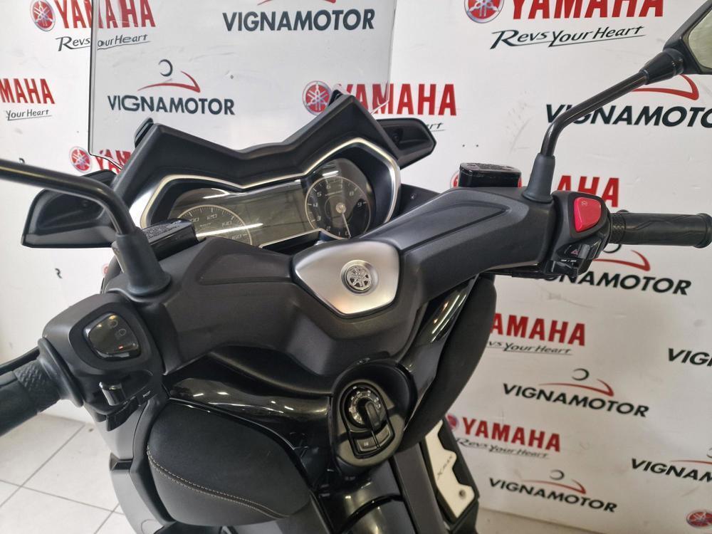 Yamaha X-Max 300 Iron Max (2019 - 20) (2)