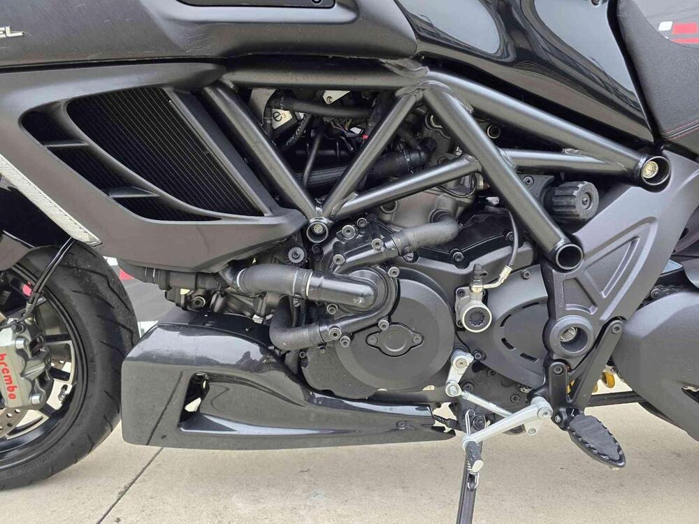 Ducati Diavel 1200 (2010 - 13) (4)