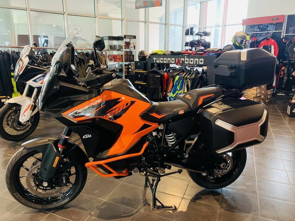 KTM 1290 Super Adventure S (2021) (2)