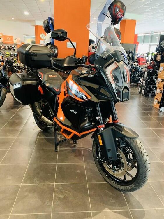 KTM 1290 Super Adventure S (2021) (3)