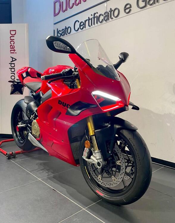 Ducati Panigale V4 S (2022 - 24) (3)